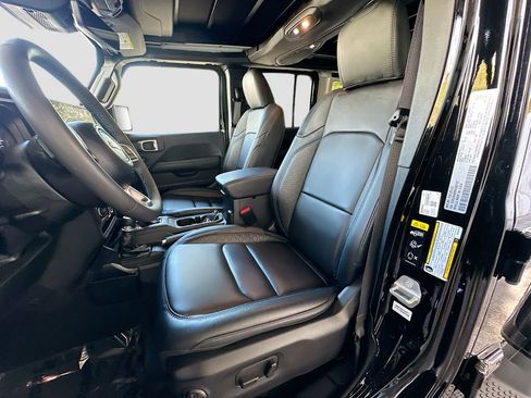 Used 2024 Jeep Wrangler High Altitude image 22