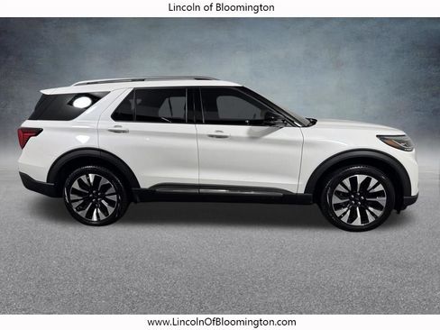 Used 2026 Ford Explorer Platinum w/ LUX Leather Package AWD/4WD image 8