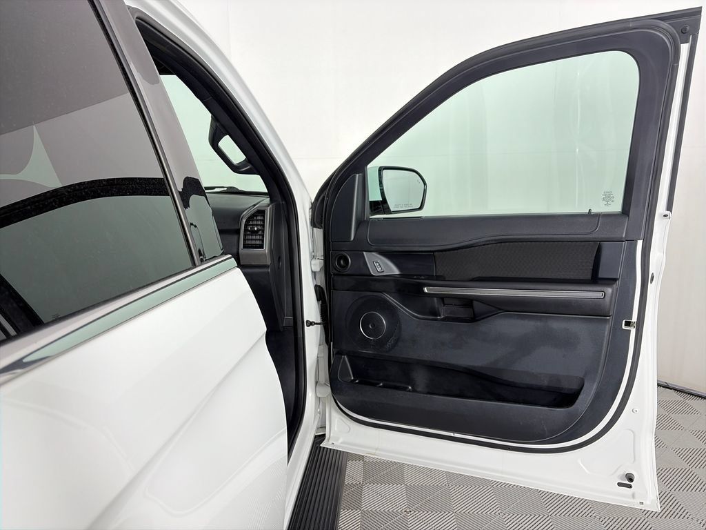 Certified 2020 Ford Expedition XLT AWD/4WD image 31