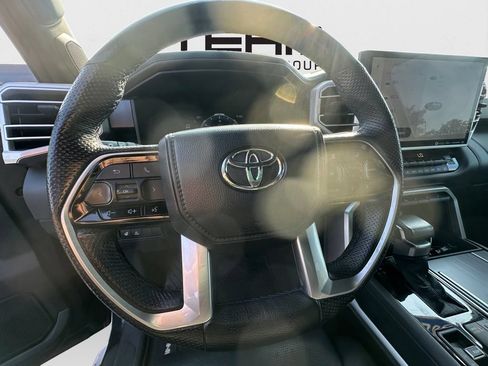 Used 2023 Toyota Tundra Platinum AWD/4WD image 36