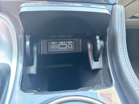 Used 2020 Nissan Maxima Platinum w/ Sport Mat Group FWD image 23