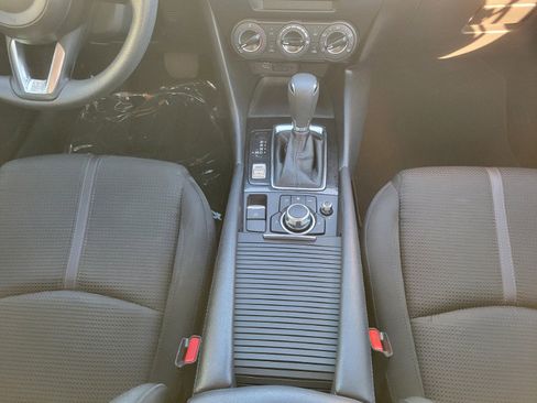 Used 2018 MAZDA MAZDA3 Sport w/ Preferred Equipment Package image 25