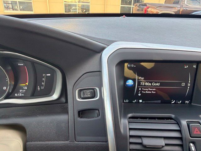 Used 2015 Volvo XC60 T6 AWD/4WD image 21
