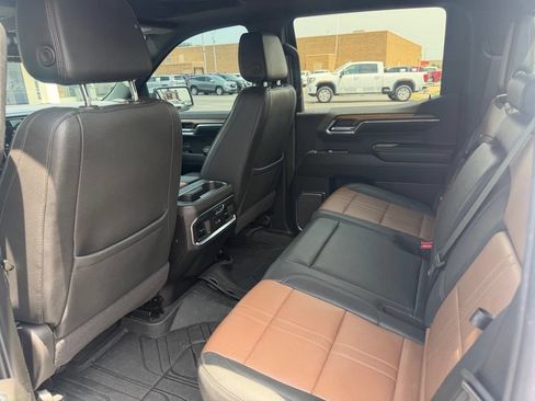 Used 2024 Chevrolet Silverado 1500 High Country AWD/4WD image 22