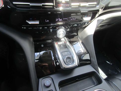 Certified 2026 Acura MDX w/ Technology Package AWD/4WD image 19