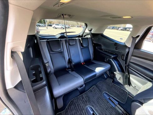 Used 2023 Subaru Ascent Onyx Edition image 17