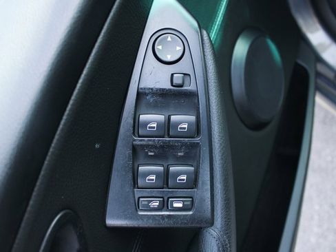 Used 2007 BMW 650i Convertible image 11