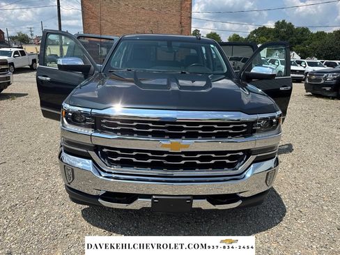 Used 2018 Chevrolet Silverado 1500 LTZ w/ Sport Package AWD/4WD image 27
