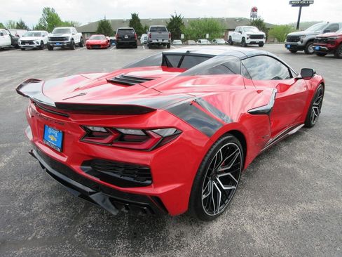 Certified 2024 Chevrolet Corvette E-Ray w/ Stealth Interior Trim Package image 5
