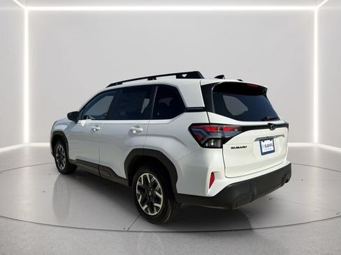 Used 2026 Subaru Forester Premium AWD/4WD image 4