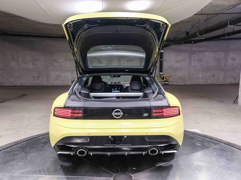Used 2024 Nissan Z Performance w/ Floor Mat Package RWD image 25