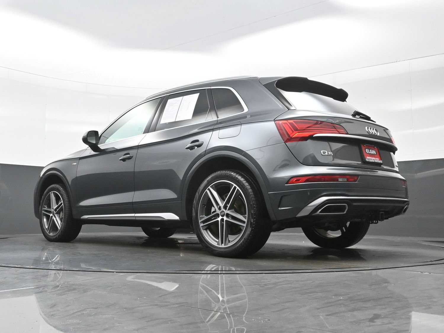 Used 2024 Audi Q5 e Premium Plus AWD/4WD image 32