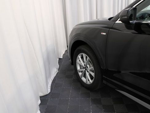 New 2025 Audi Q3 2.0T Premium image 22