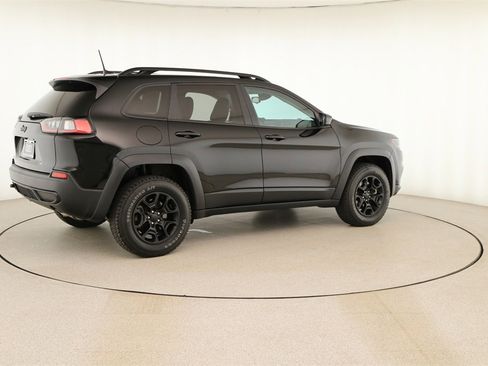Used 2022 Jeep Cherokee Latitude w/ Sun & Sound Group image 7