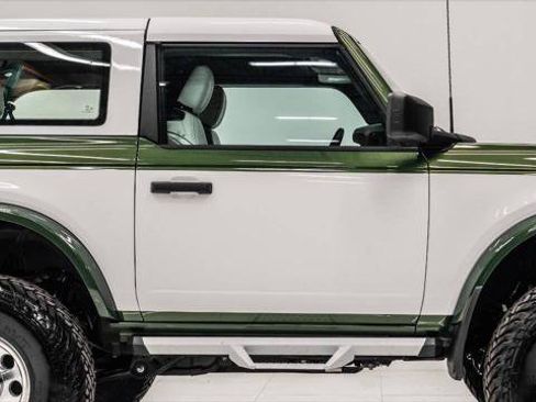 Used 2023 Ford Bronco Big Bend w/ Sasquatch Package image 5