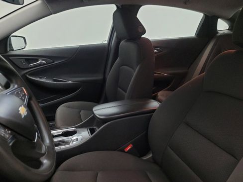 Used 2023 Chevrolet Malibu LT FWD image 17
