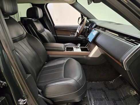 Used 2024 Land Rover Range Rover Long Wheelbase Autobiography AWD/4WD image 24