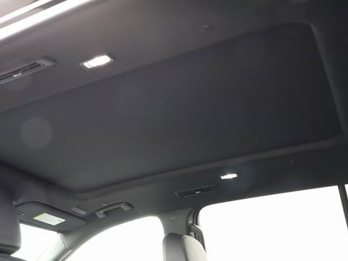 Used 2026 GMC Acadia Denali image 22