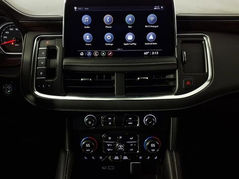 Used 2021 Chevrolet Suburban Premier image 22