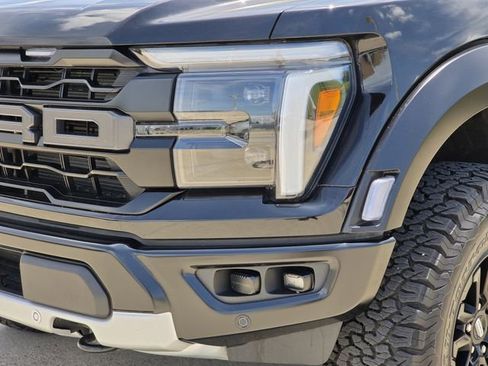 Used 2025 Ford F150 Raptor AWD/4WD image 7