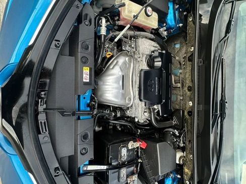 Used 2018 Toyota RAV4 LE FWD image 27