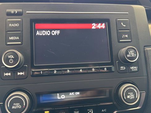 Used 2018 Honda Civic Sport image 16