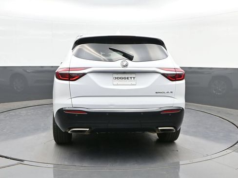 Used 2019 Buick Enclave Essence FWD image 8