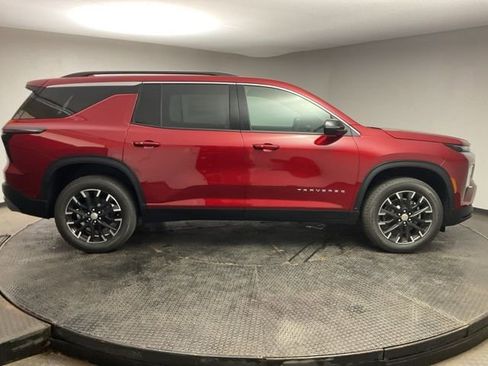 New 2026 Chevrolet Traverse LT FWD image 8