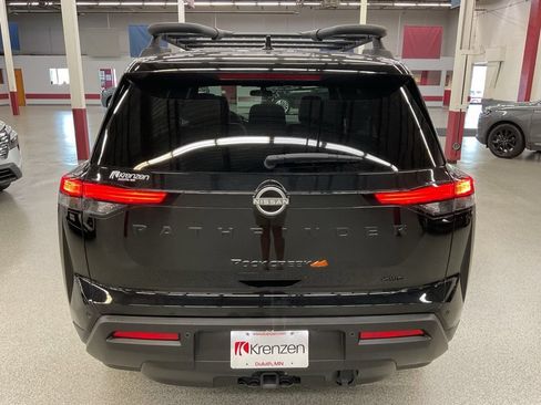 Used 2025 Nissan Pathfinder Rock Creek AWD/4WD image 6