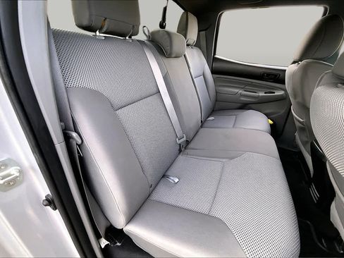 Used 2012 Toyota Tacoma 4x4 Double Cab w/ TRD Sport Upgrade Pkg image 19