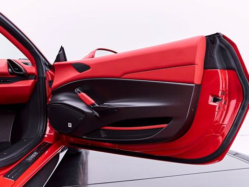 Used 2020 Ferrari 488 Pista Coupe RWD image 43