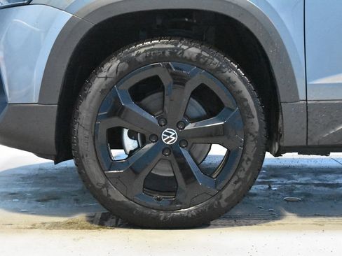 Used 2025 Volkswagen Taos SEL w/ Black Wheel Plus Package AWD/4WD image 25