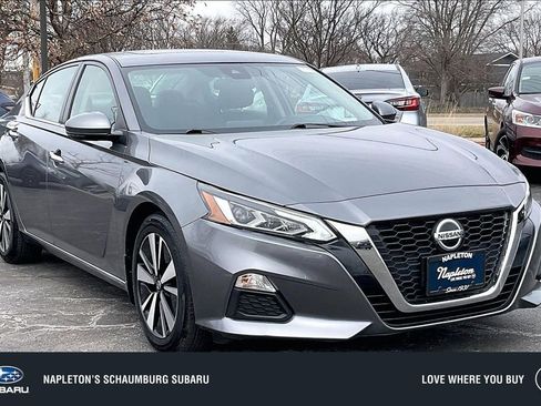 Used 2022 Nissan Altima 2.5 SV w/ SV Premium Package FWD image 1