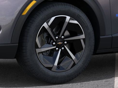 New 2026 Chevrolet Equinox EV LT image 19