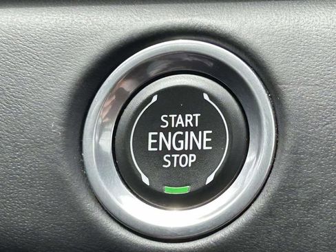 Used 2023 Cadillac Escalade ESV Sport Platinum w/ LPO, ONYX Package AWD/4WD image 30