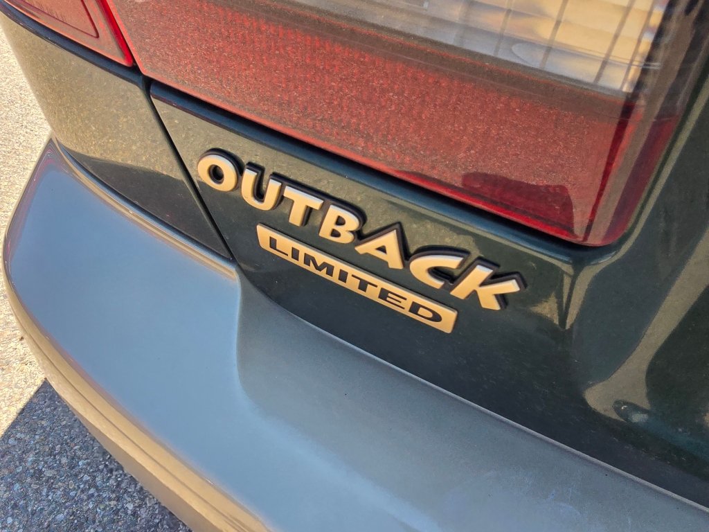 Used 2000 Subaru Outback Limited AWD/4WD image 11