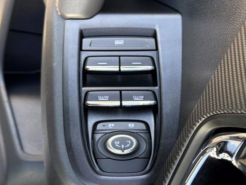 Certified 2025 Subaru Crosstrek 2.5i Limited w/ Crosstrek Mirror Package image 20