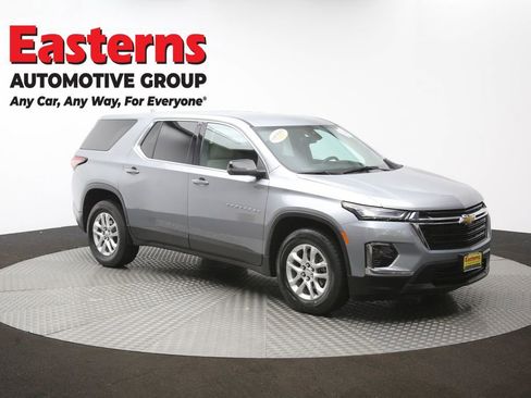 Used 2023 Chevrolet Traverse LS image 49
