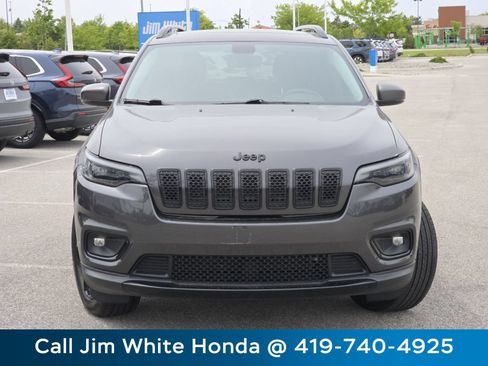 Used 2020 Jeep Cherokee Latitude Plus AWD/4WD image 12