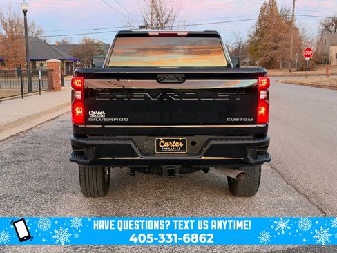 Used 2024 Chevrolet Silverado 2500 Custom w/ Custom Convenience Package image 11