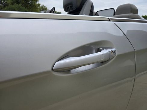 Used 2012 Mercedes-Benz E 350 Cabriolet image 19