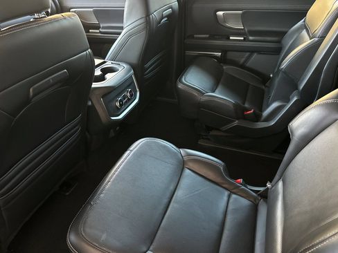Certified 2025 Ford Expedition Platinum AWD/4WD image 11