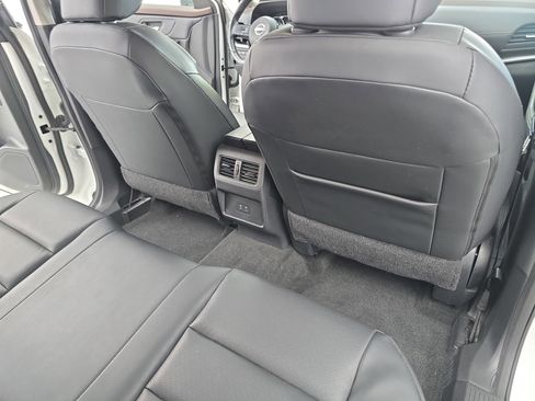 Used 2023 Nissan Rogue SV w/ SV Premium B Package FWD image 11