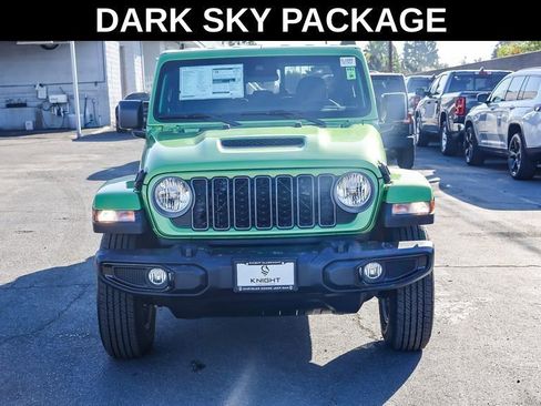 New 2025 Jeep Gladiator Sport image 3