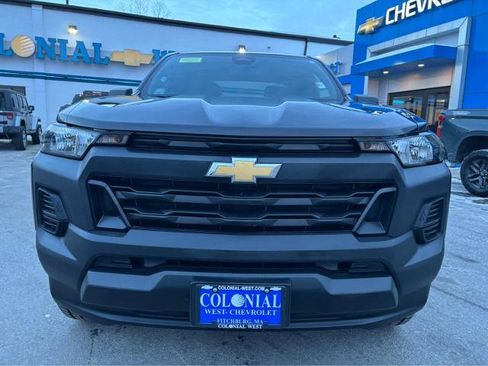 Used 2023 Chevrolet Colorado W/T image 14
