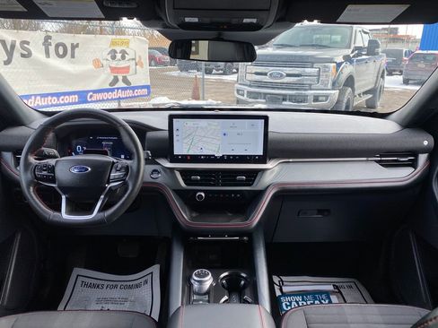 Used 2025 Ford Explorer ST-Line image 21