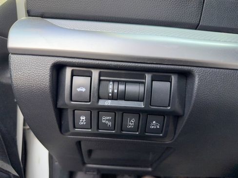 Used 2018 Subaru Legacy 2.5i Premium w/ Eyesight & BSD & Rcta & HBA image 10