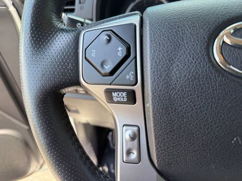 Used 2023 Toyota 4Runner Limited AWD/4WD image 24