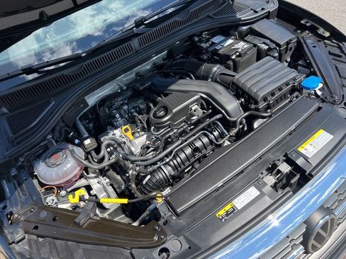 Used 2023 Volkswagen Jetta SE FWD image 11