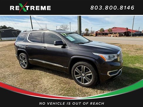 Used 2017 GMC Acadia Denali w/ Technology Package image 9
